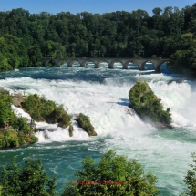 Rheinfall bei Schaffhausen und bei Neuhausen